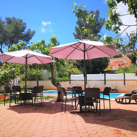 Apartments Bilic With Garden & Swimming Pool - 50M From The Beach Pjescana Uvala Bagian luar foto